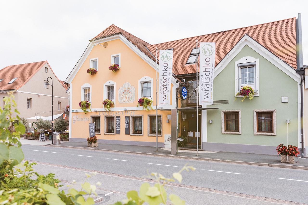 Hotel Am Marktplatz - Landgasthof Wratschko - غامليتز المظهر الخارجي الصورة